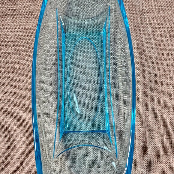 Pretty Hazel Atlas Capri Blue Rectangle Retro Glass Dish - Picture 3 of 10